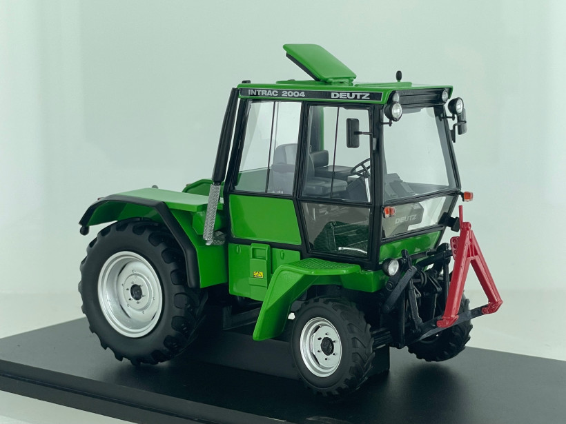 Traktor Deutz-Fahr Agrotron TTV 2003 1:43 Hachette 14877225077 