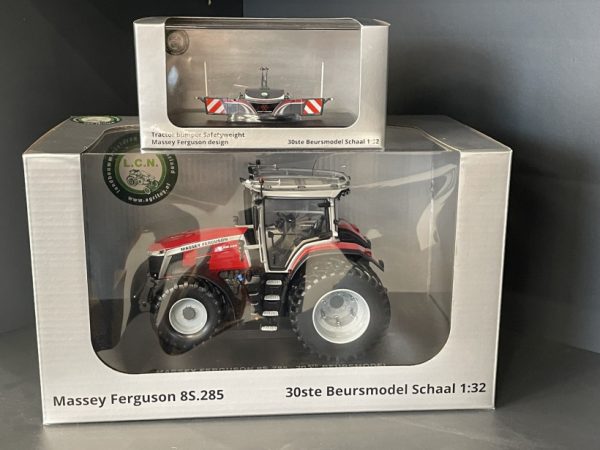 Universal Hobbies, Massey Ferguson ,UH6855-UH6856 ,Limited Edition ,modeltractor, 1:32